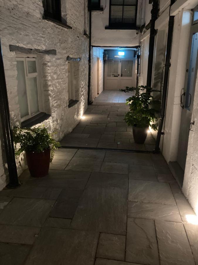 Plymouth Inn Окхамптън Екстериор снимка